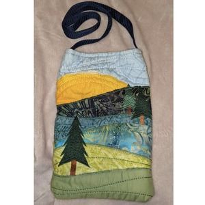 Northwest Quilted Hipster Purse/Bag